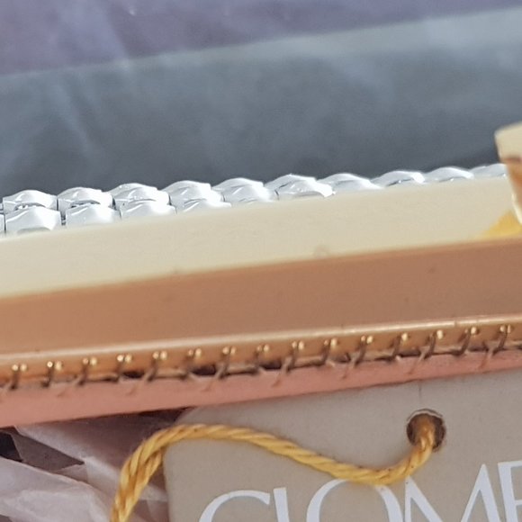 Glomesh Bone Style 212 Bag. Unused. Still in box with 1977 sales receipt. - Picture 12 of 16